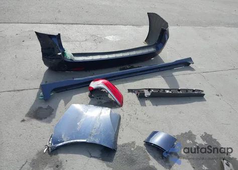 2018 Toyota Sienna Le 8 Passenger from USA, damaged, VIN 5TDKZ3DC2JS917041